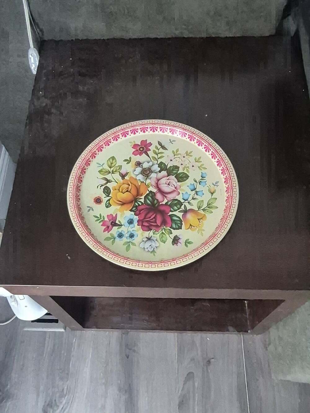 Elite Trays Vintage Floral Metal Serving Tray Made in England